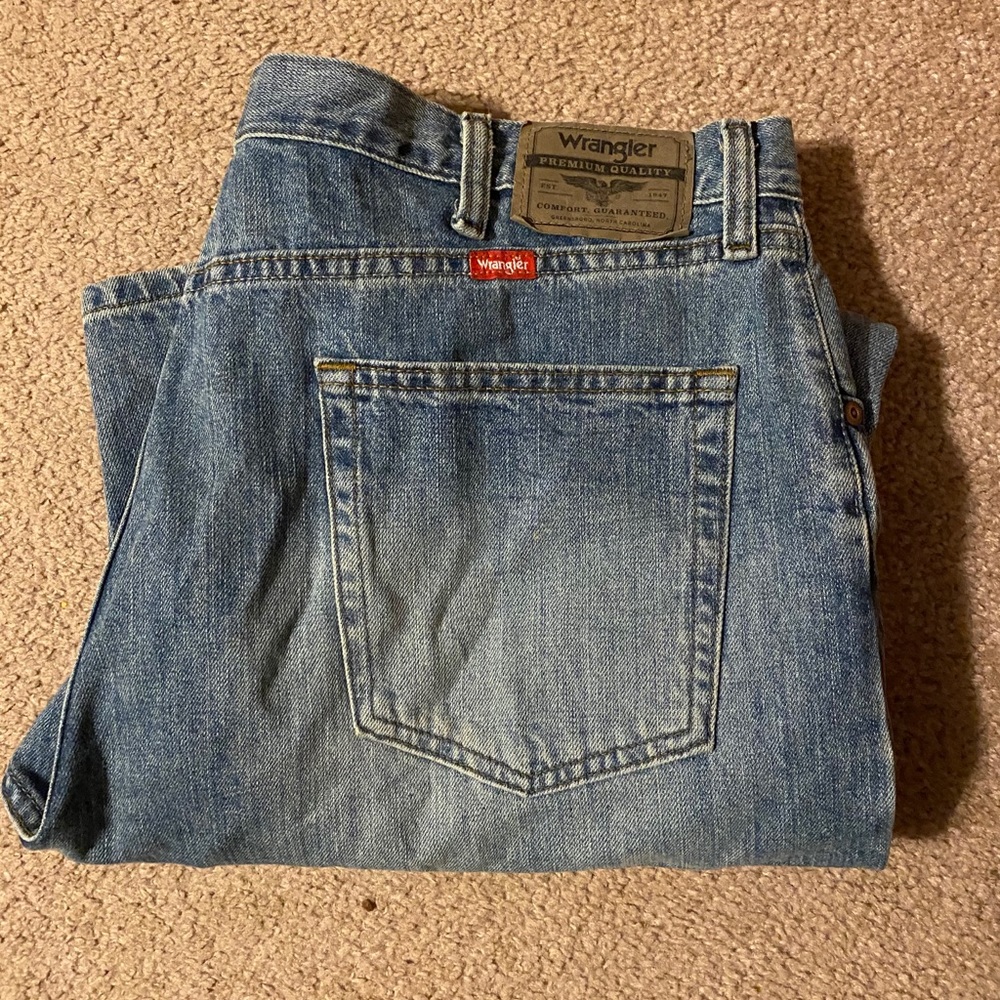 Wrangler man bluejeans